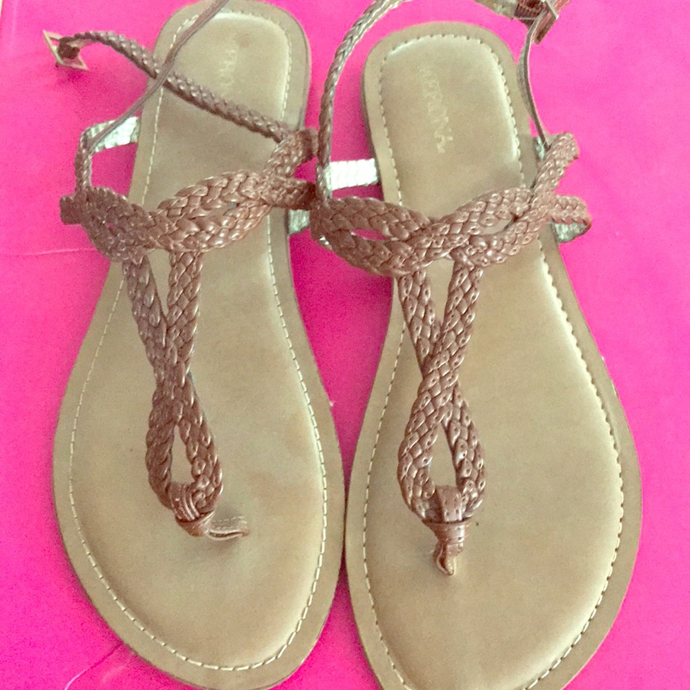 Super cute braided sandals.
